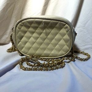 Vintage cream quilted crossbody purse with chain